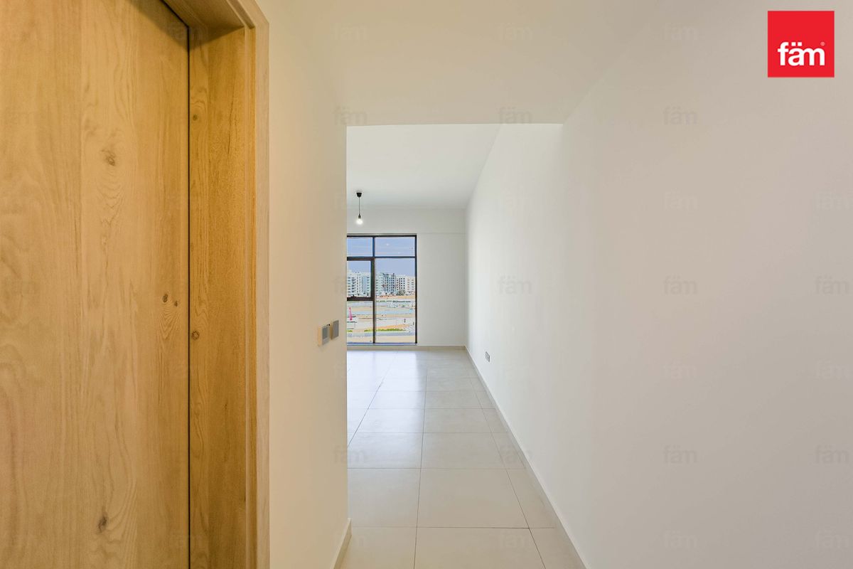 2 Bedroom | Closed Kitchen I Modern Ameneties I-13