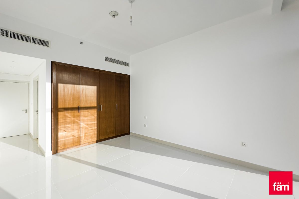Well Maintained | Spacious | High Floor-10