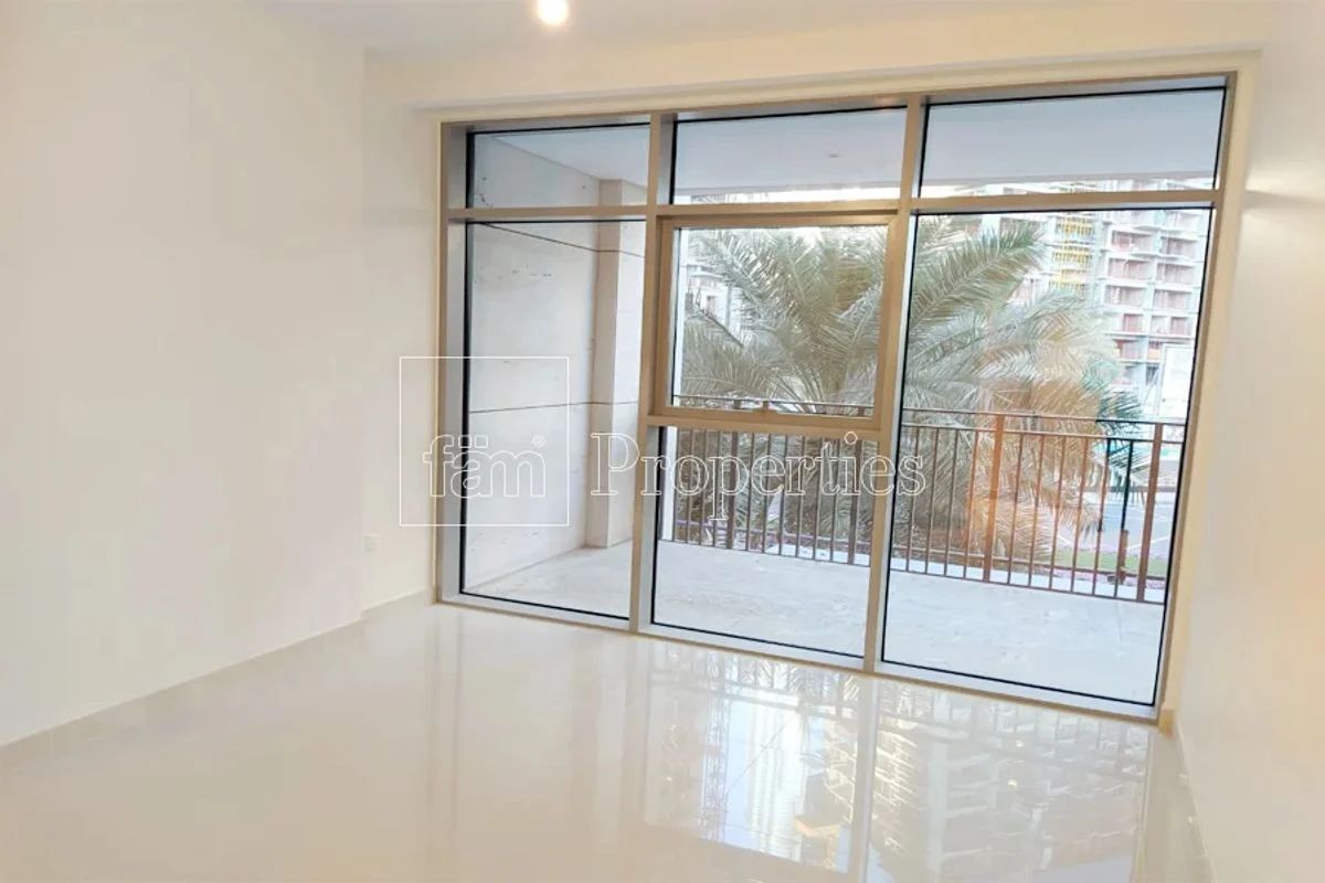 Stunning Apartment/ Motivated Seller/Amazing pric-13