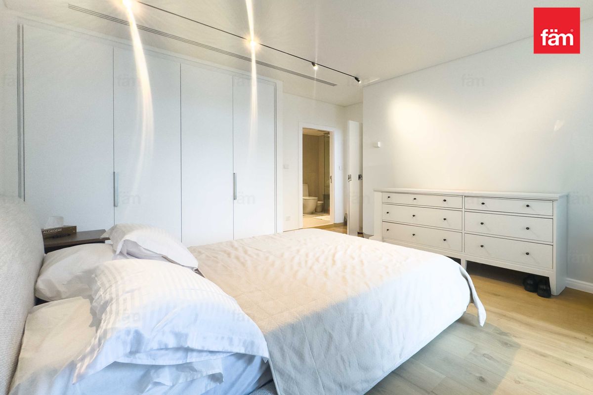 Spacious Unit | Fully Upgraded | DIFC View-14