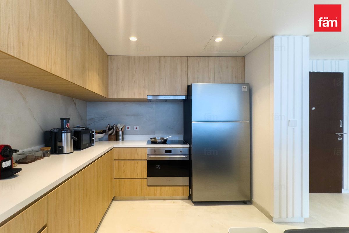 Spacious Unit | Fully Upgraded | DIFC View-11