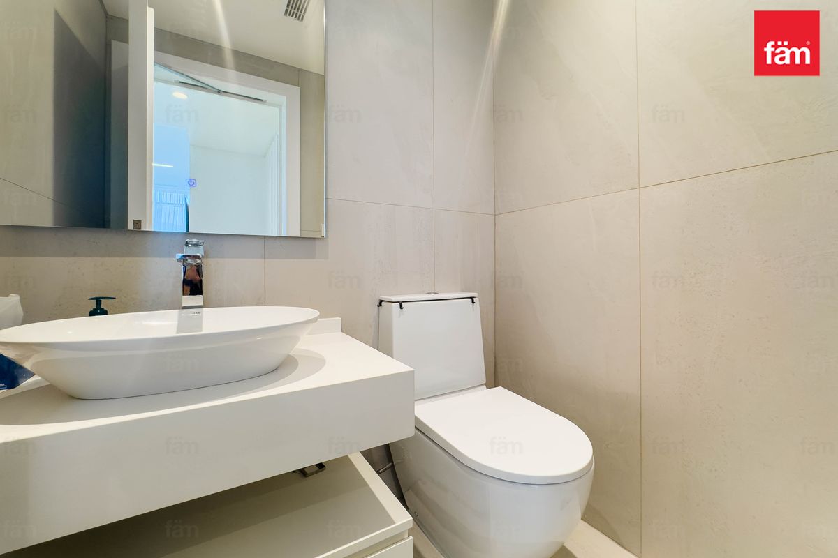 Spacious Unit | Fully Upgraded | DIFC View-25
