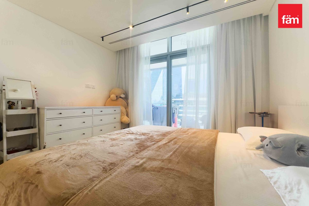 Spacious Unit | Fully Upgraded | DIFC View-18