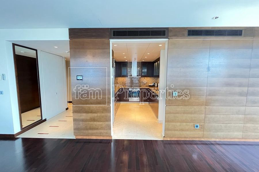 Price 4,800,000 AED 2 Bedroom Apartment for Sale in Burj Khalifa