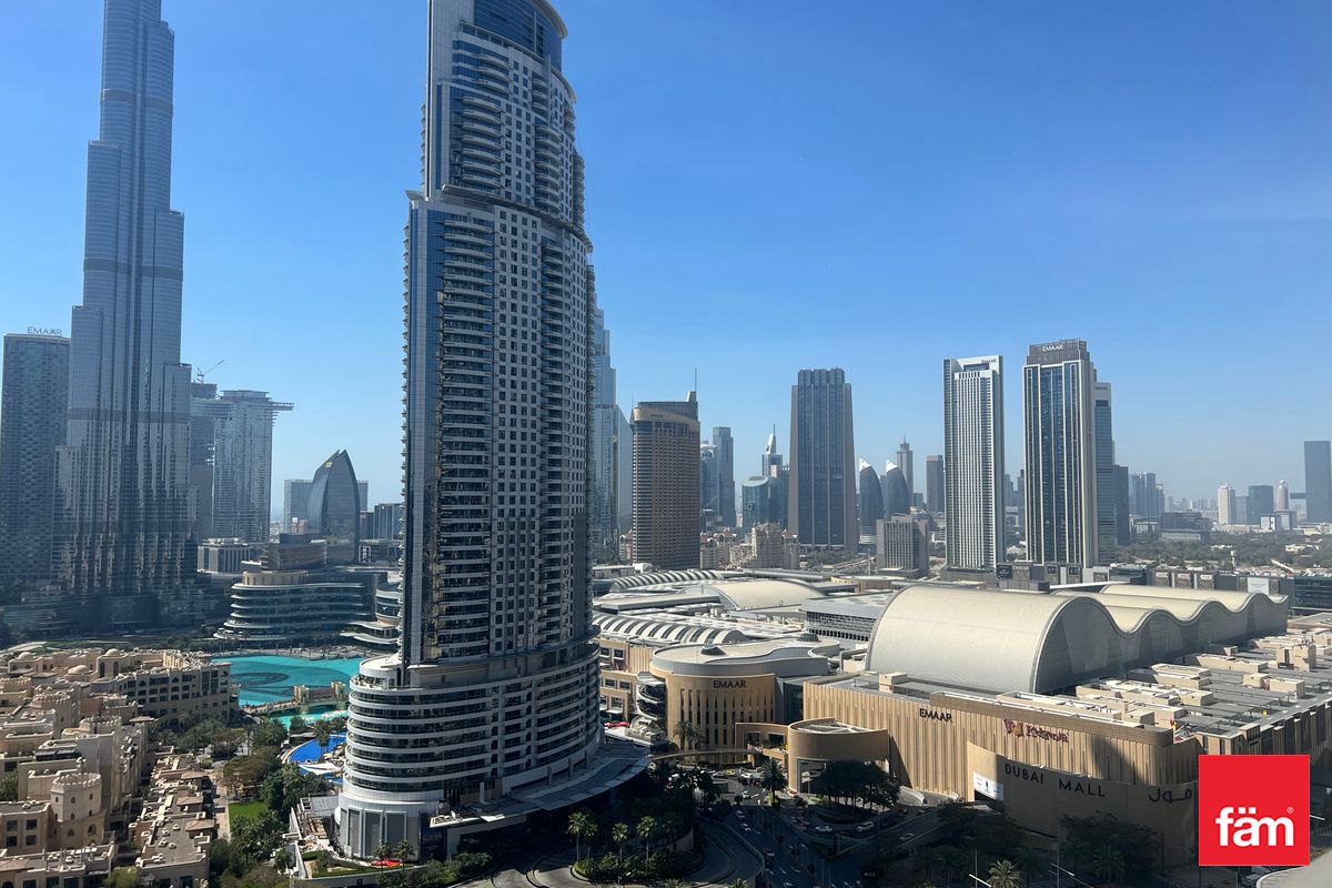 Price 225,000 AED 2 Bedroom Apartment for Rent in Burj Royale Dubai