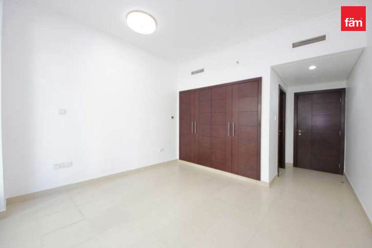 1.5 BR | Courtyard View | On Podium | Burj Views-5