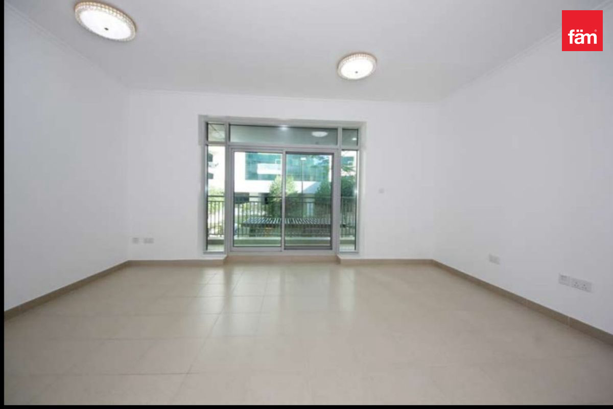 1.5 BR | Courtyard View | On Podium | Burj Views-11