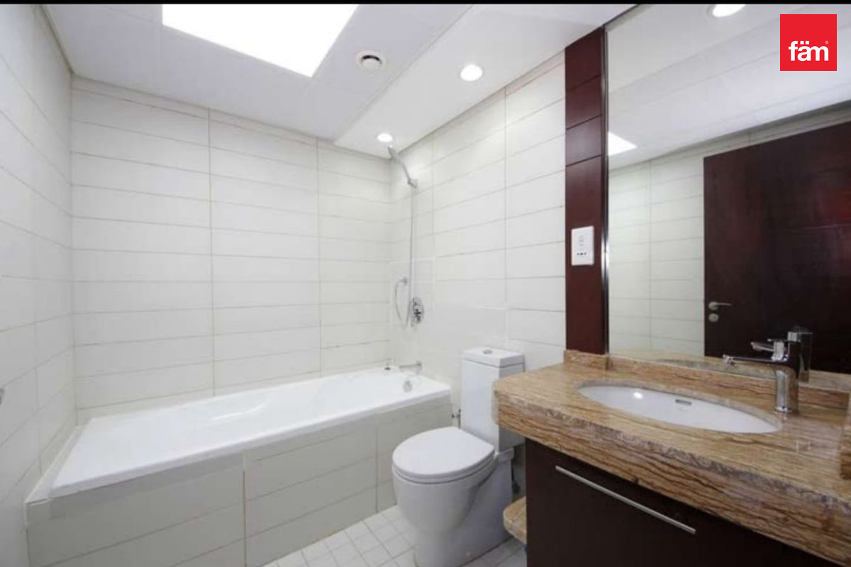 1.5 BR | Courtyard View | On Podium | Burj Views-15