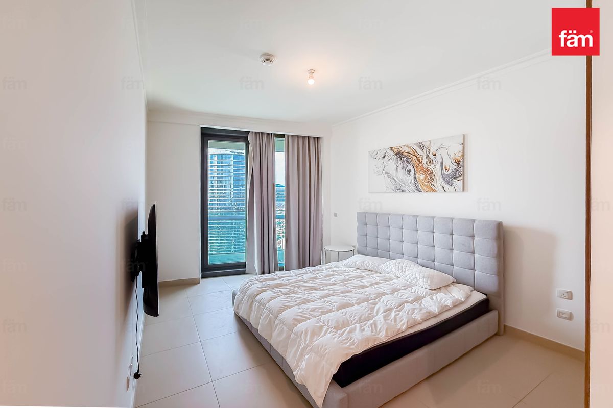 Vacant Emaar High Floor 2 Bed Furnished For Rent-7