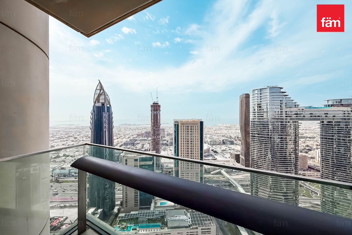 Vacant Emaar High Floor 2 Bed Furnished For Rent-20