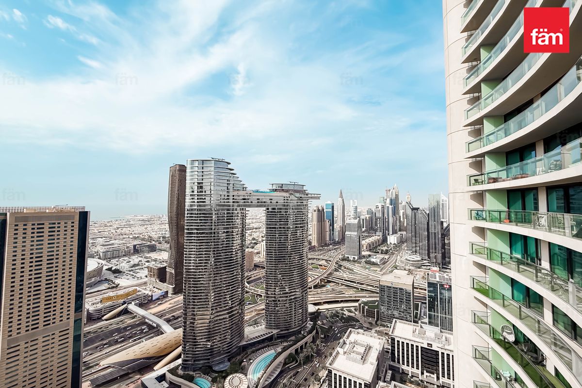 Vacant Emaar High Floor 2 Bed Furnished For Rent-25