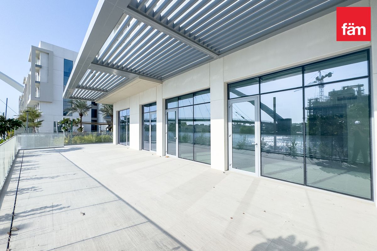 Luxury and Modern 3 BR Unit | Vacant-24