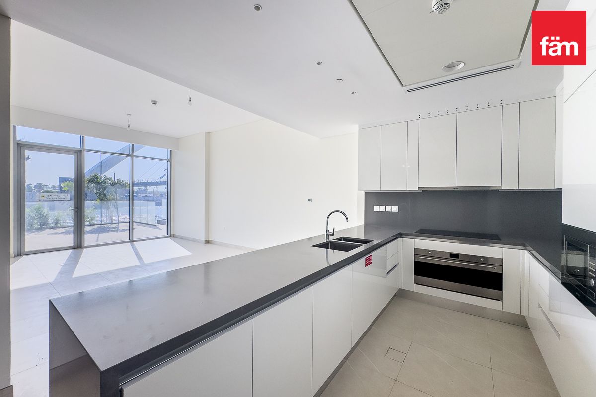 Luxury and Modern 3 BR Unit | Vacant-21
