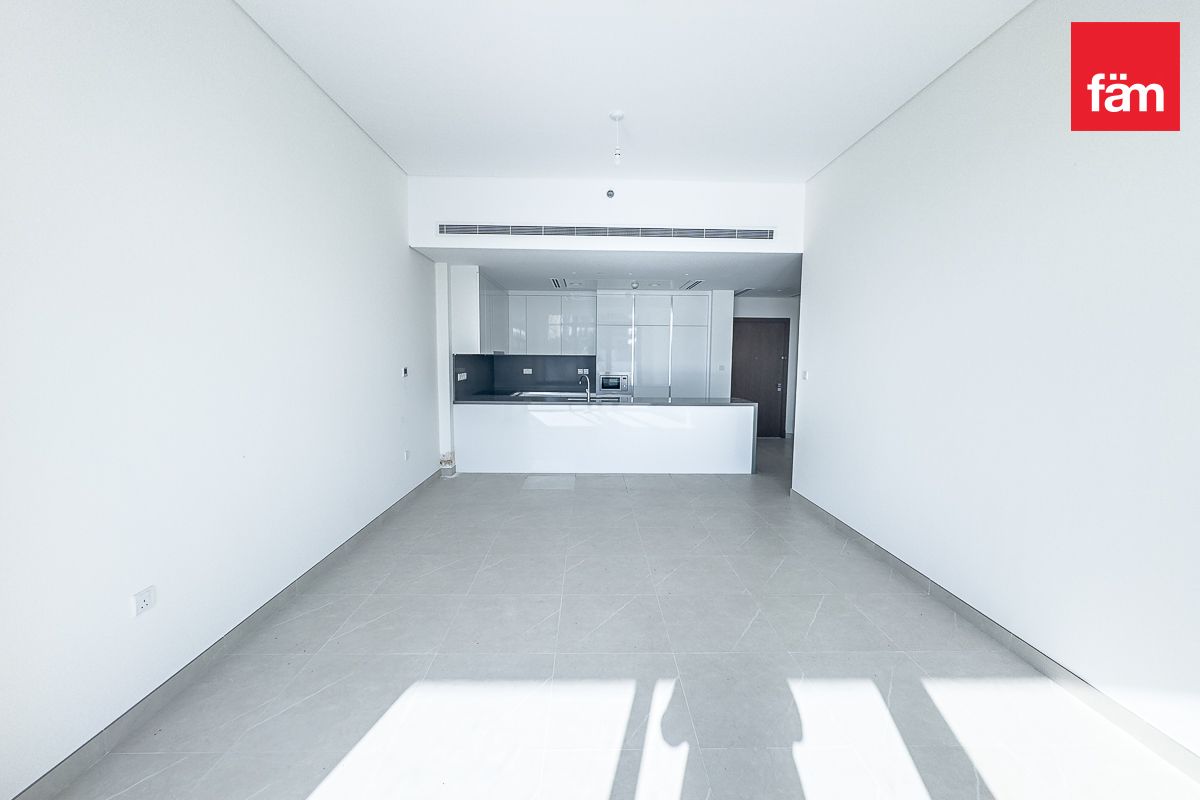 Luxury and Modern 3 BR Unit | Vacant-6