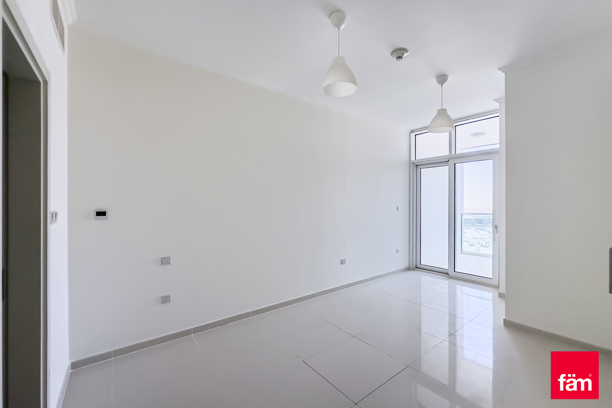 Incredible Sight | High Floor | Immaculate 1 BHK-8