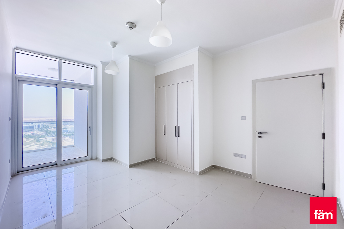 Incredible Sight | High Floor | Immaculate 1 BHK-9