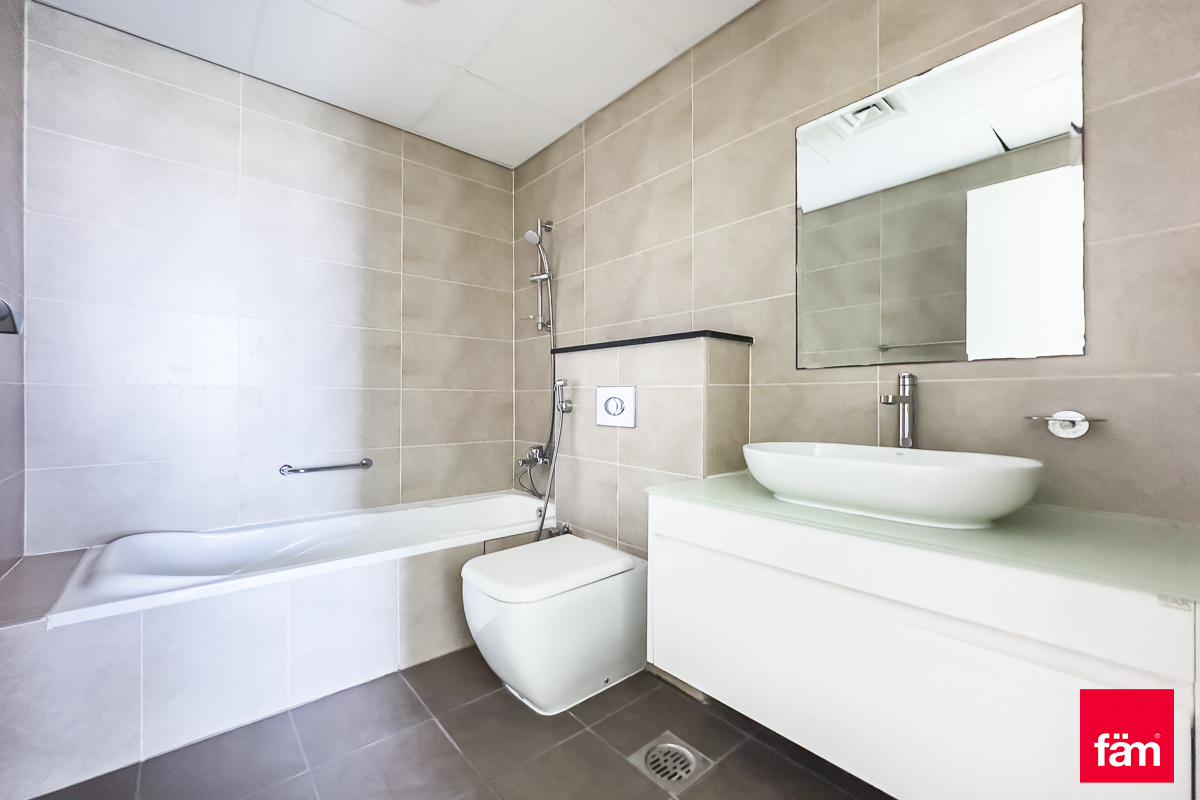 Incredible Sight | High Floor | Immaculate 1 BHK-11