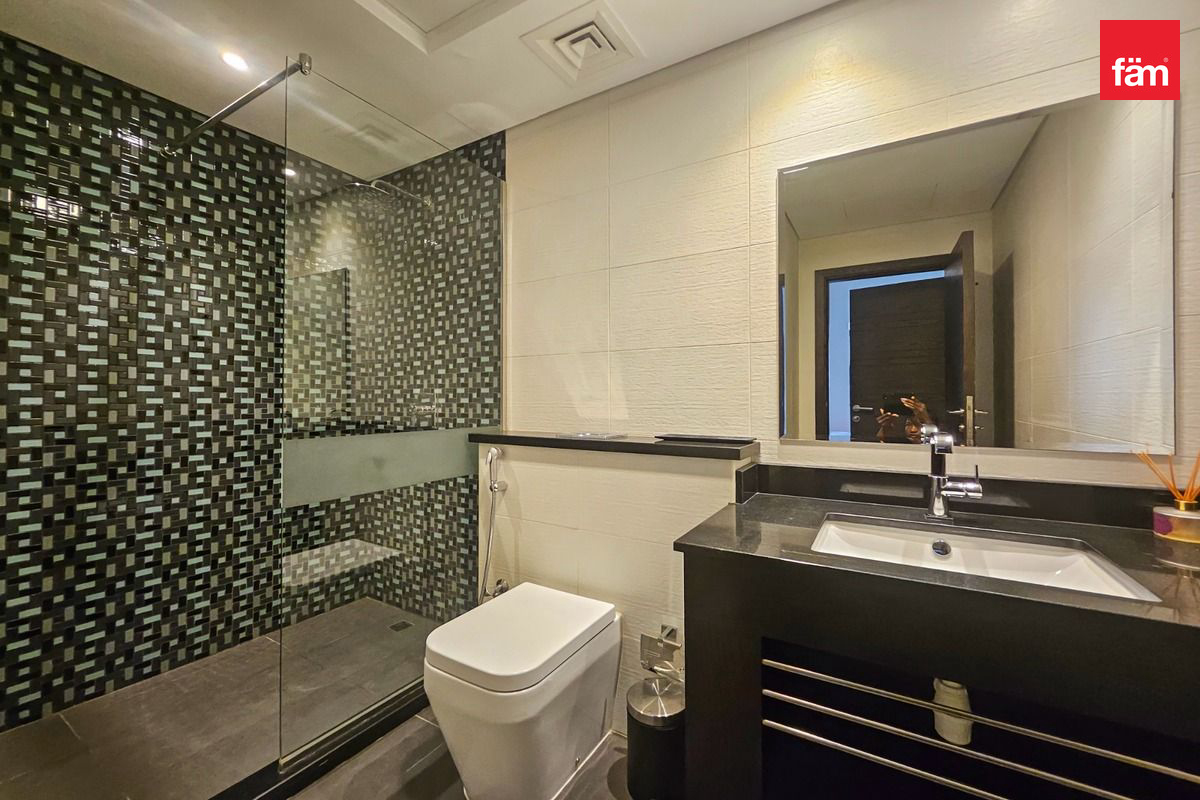 Beautiful Views | Fully Furnished | Big Layout-17