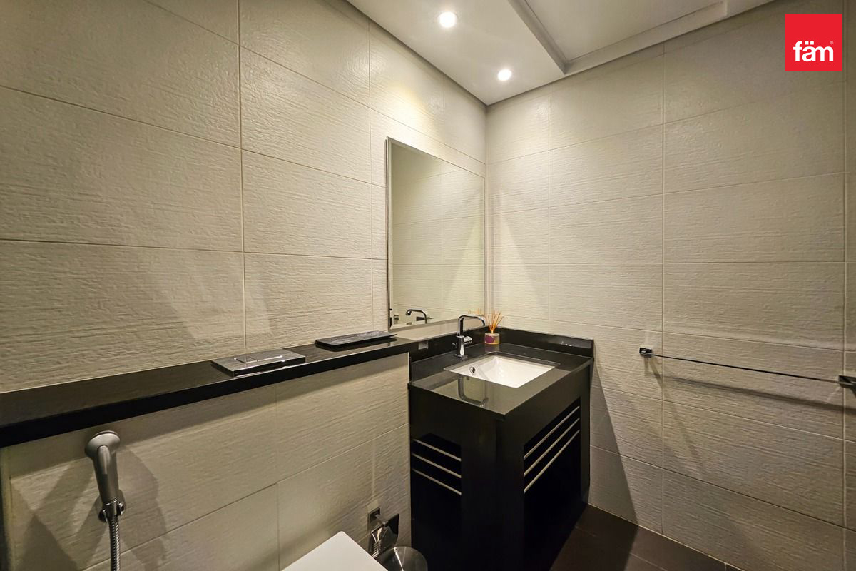Beautiful Views | Fully Furnished | Big Layout-18