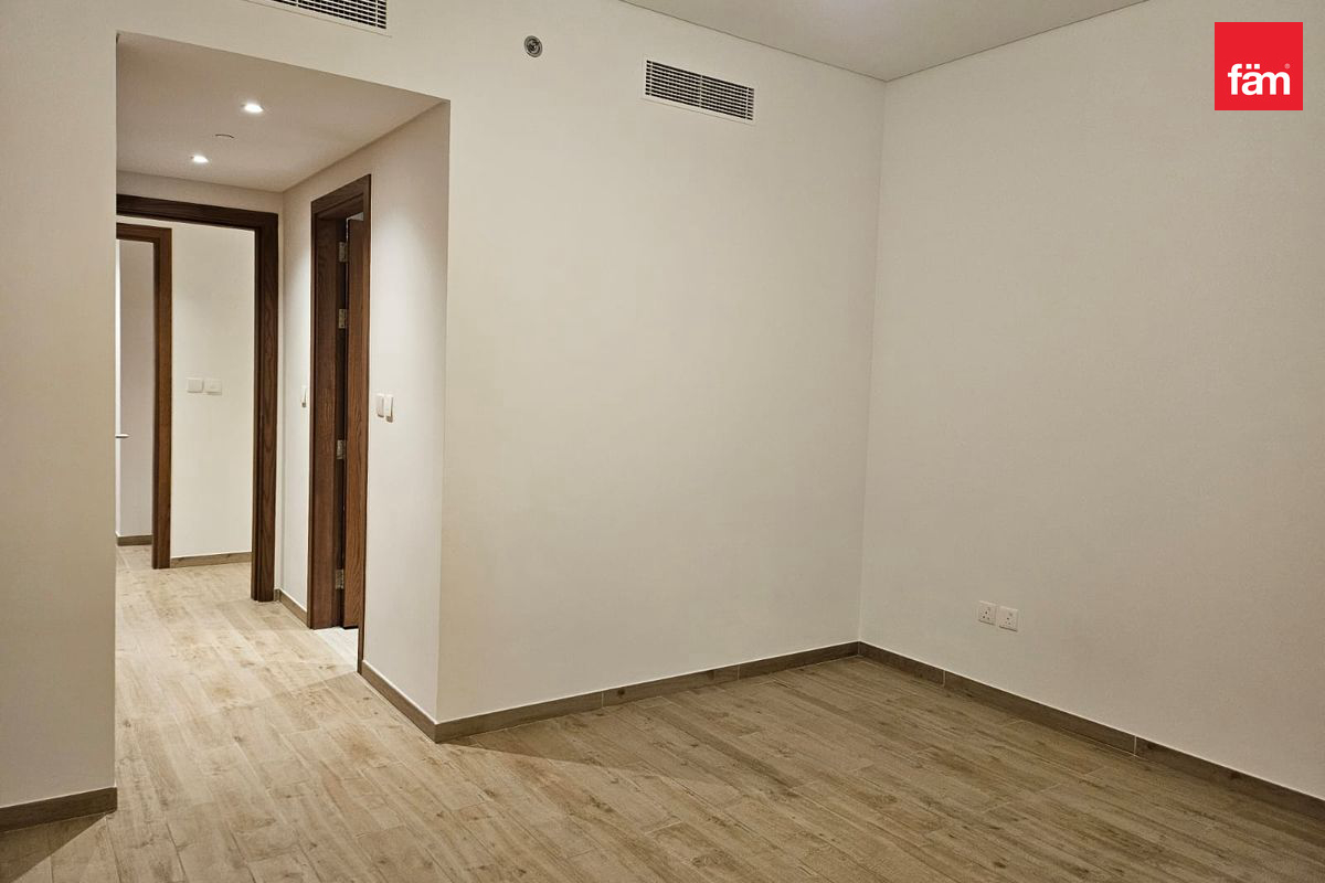 Brand New | MERAAS | Vacant Now | No Commission-12