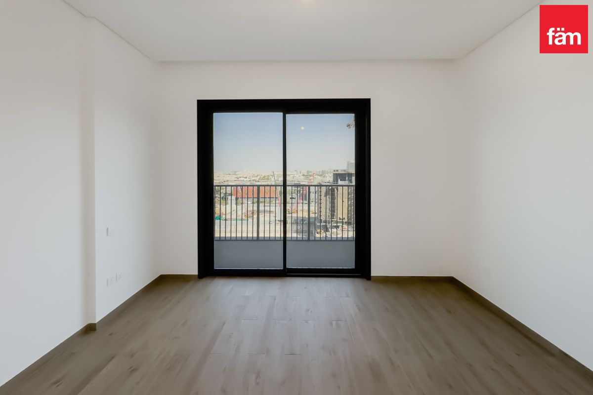 Prime location | Unique unit |spacious apartment-6