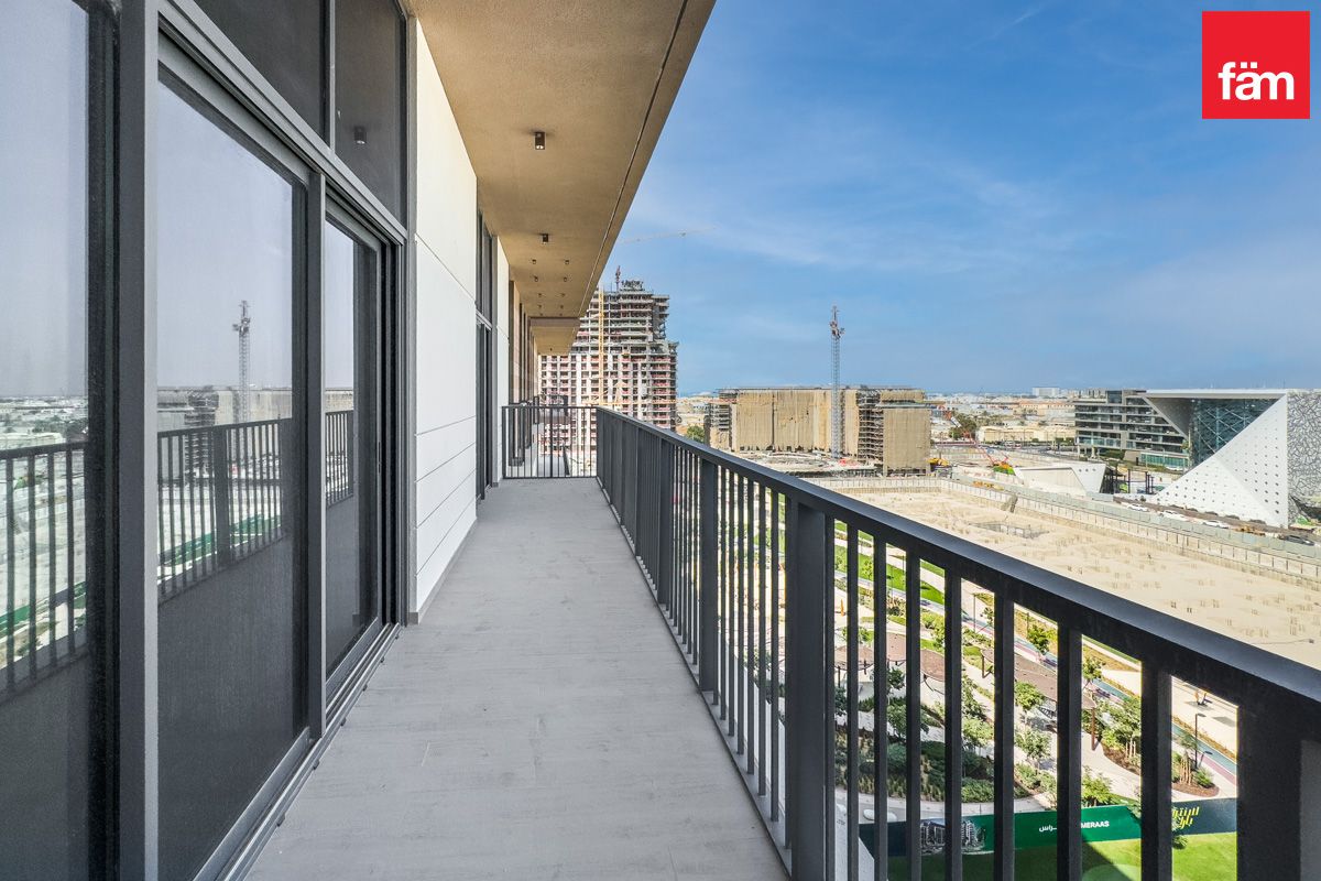 Prime location | Unique unit |spacious apartment-15