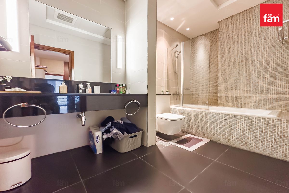 EXCLUSIVE LISTING | Duplex | Furnished-25