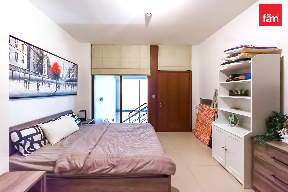 EXCLUSIVE LISTING | Duplex | Furnished-14