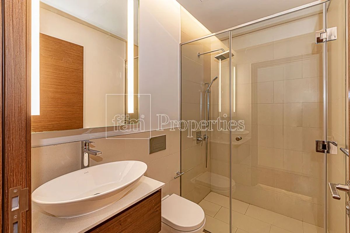TENANTED | PRIVATE TERRACE |  LARGEST LAYOUT-10