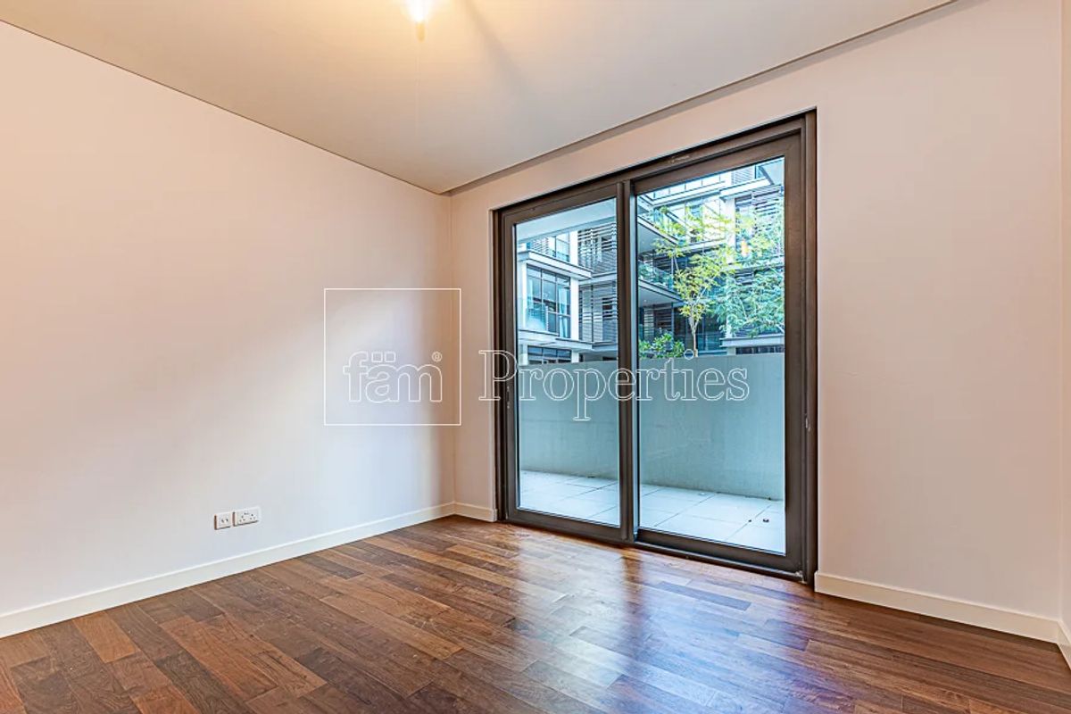 TENANTED | PRIVATE TERRACE |  LARGEST LAYOUT-7
