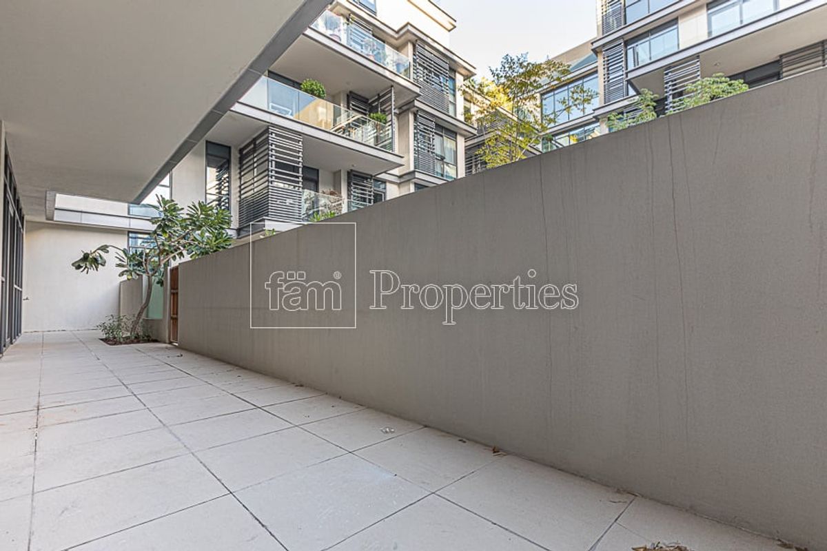 TENANTED | PRIVATE TERRACE |  LARGEST LAYOUT-9