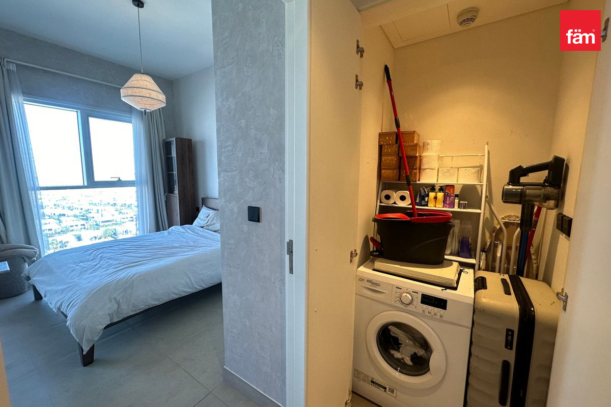 Furnished | Top Floor | Burj View | Prime Location-7