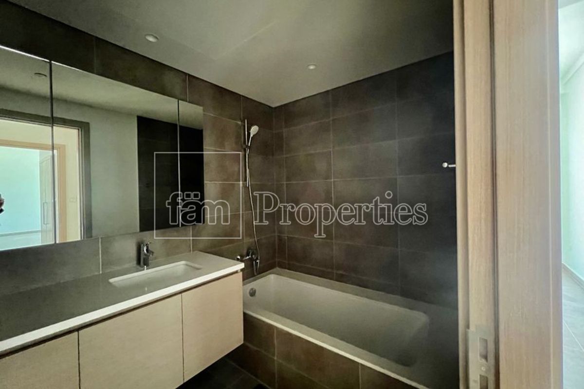 Stunning View | Corner Unit | Middle Floor-8