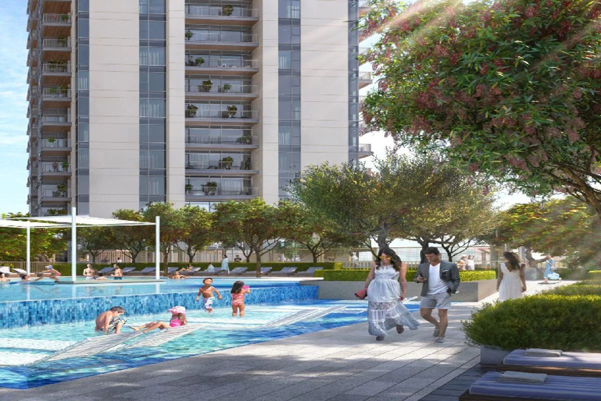 HIGH-END LIVING | SPACIOUS | COMMUNITY VIEW-7