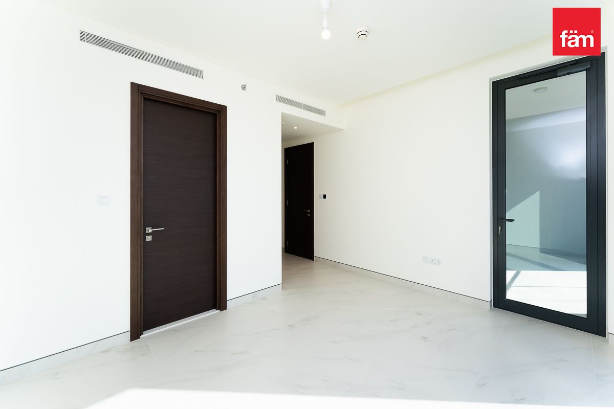 VERY HIGH FLOOR | BURJ KHALIFA VIEW | CORNER UNIT-9