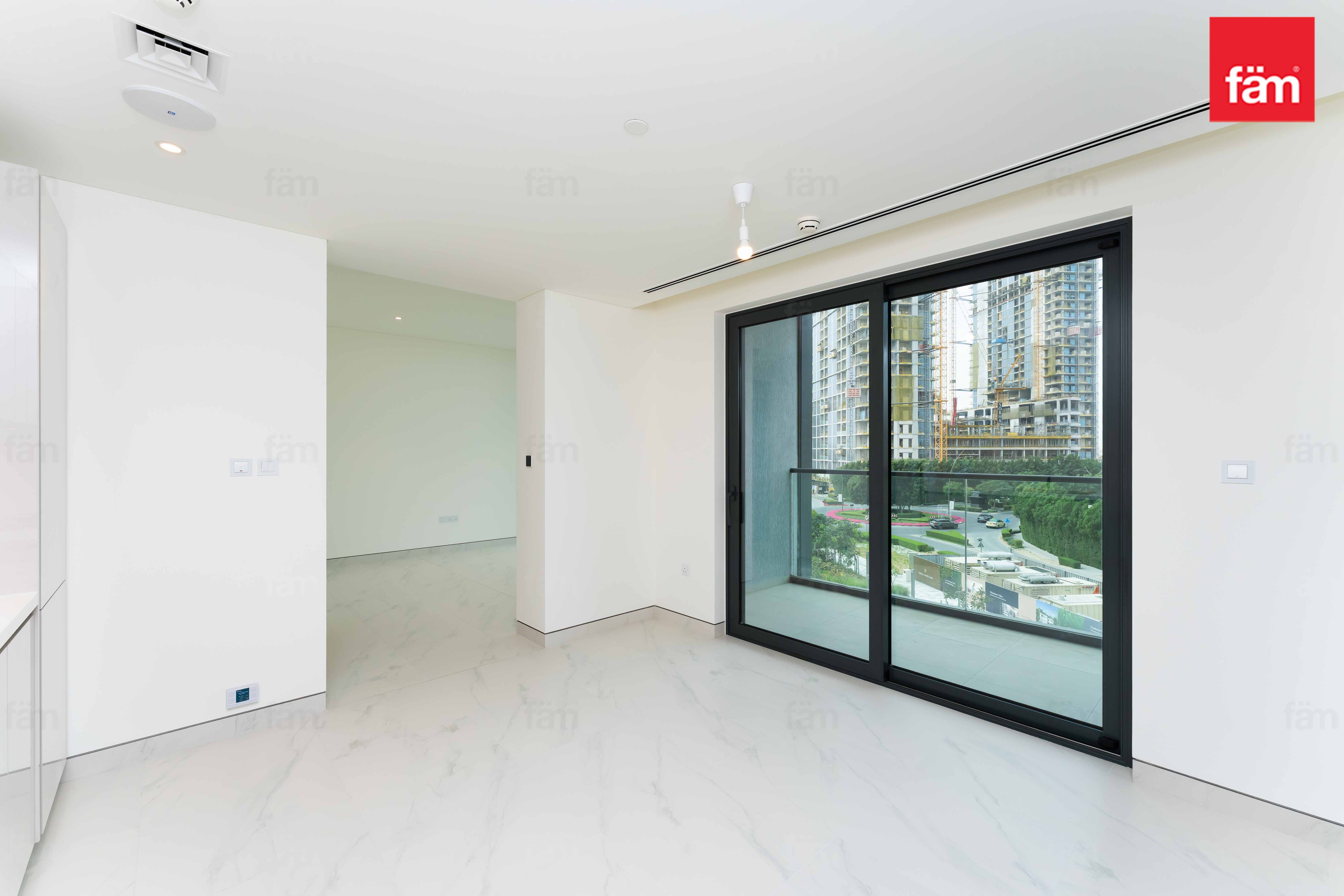 10 SERIES | BRAND NEW | BURJ KHALIFA VIEW-9