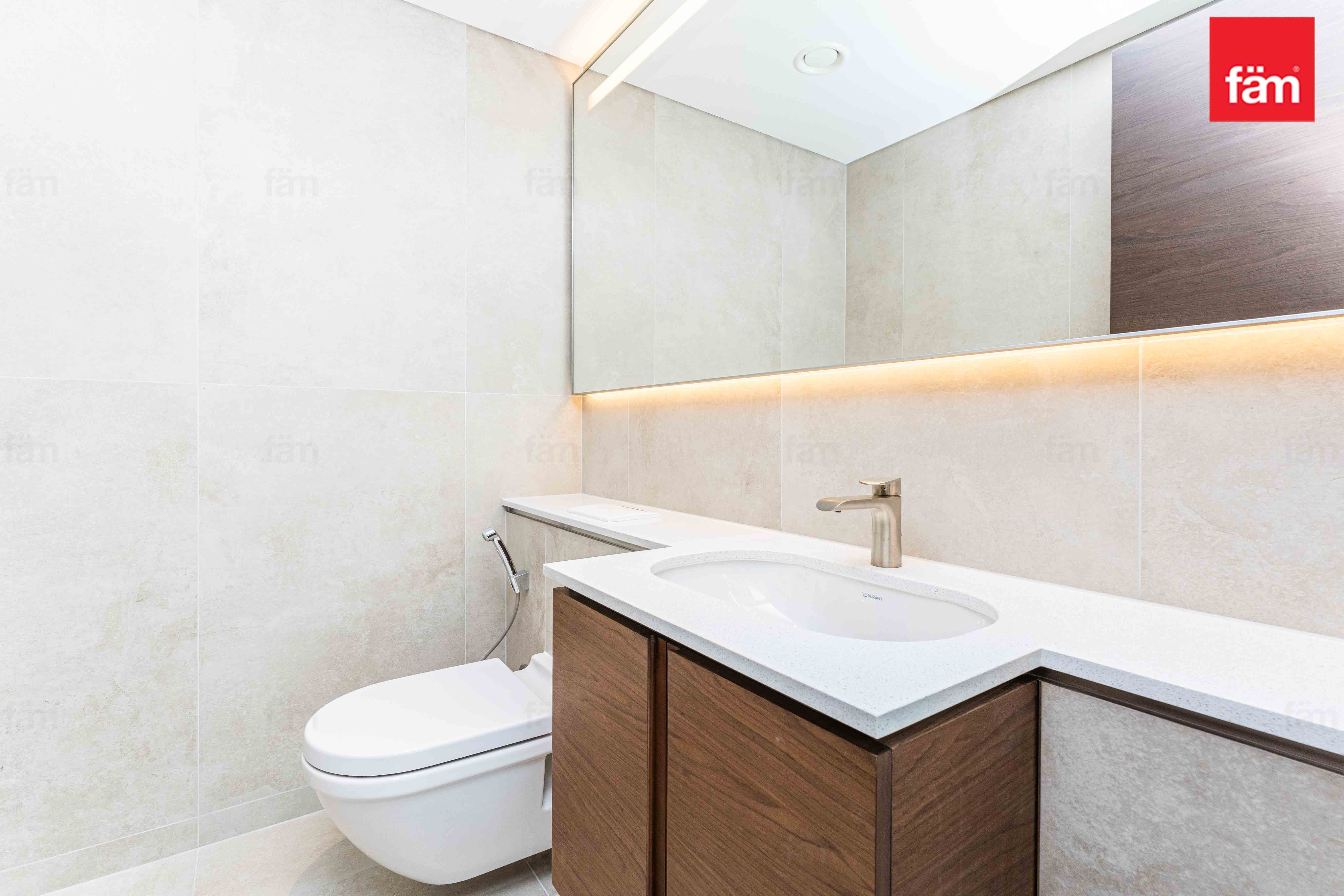 VERY HIGH FLOOR | PANORAMIC VIEWS | BRAND NEW-20