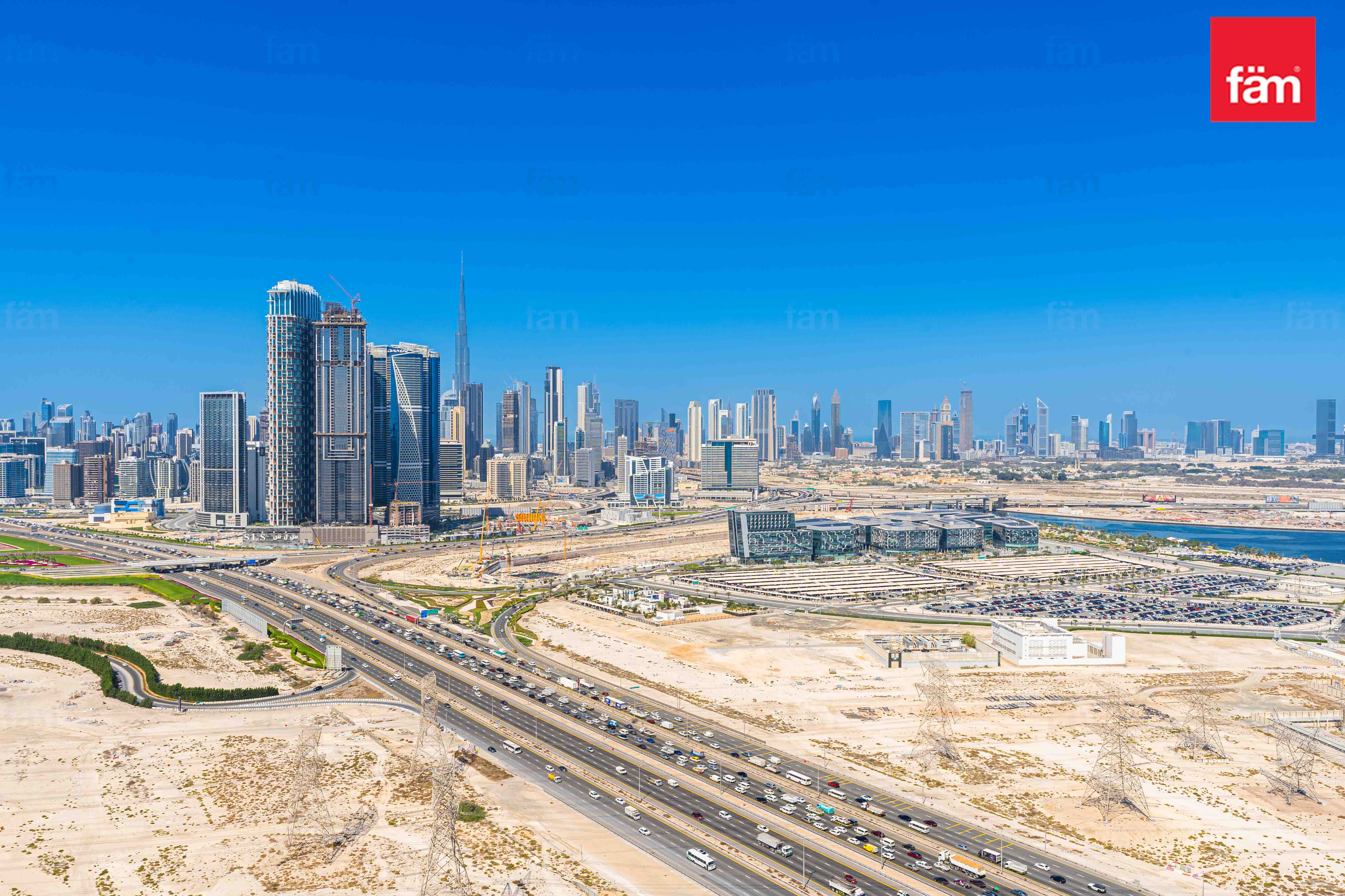 VERY HIGH FLOOR | PANORAMIC VIEWS | BRAND NEW-24