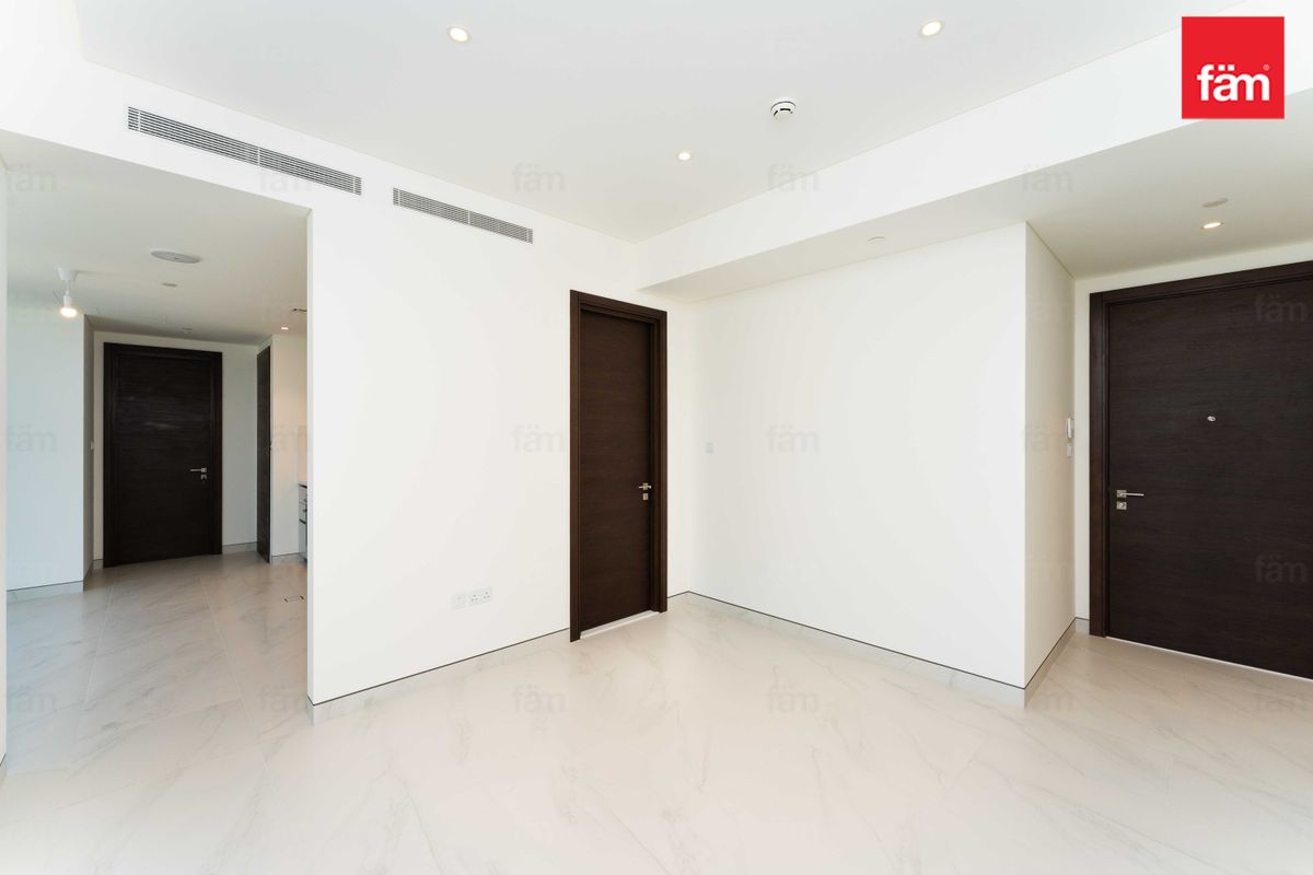 BURJ KHALIFA VIEW | BRAND NEW | MULTIPLE CHEQUES-11
