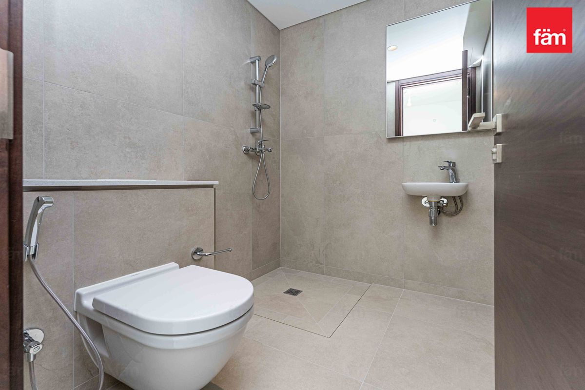 3 BR PLUS MAID | BURJ KHALIFA VIEW | NEAR SCHOOLS-24