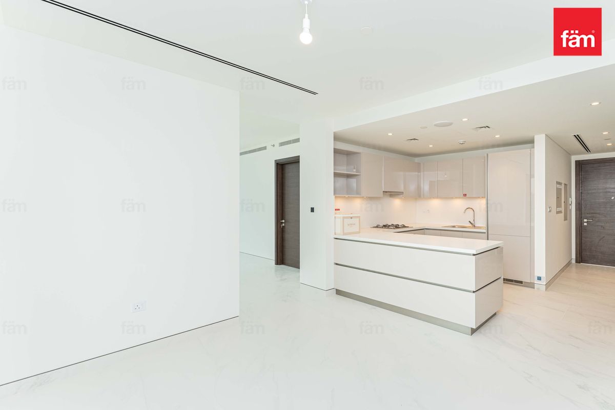 3 BR PLUS MAID | BURJ KHALIFA VIEW | NEAR SCHOOLS-8