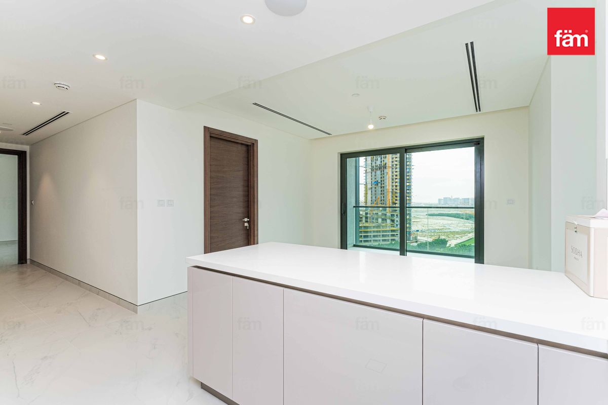 3 BR PLUS MAID | BURJ KHALIFA VIEW | NEAR SCHOOLS-10