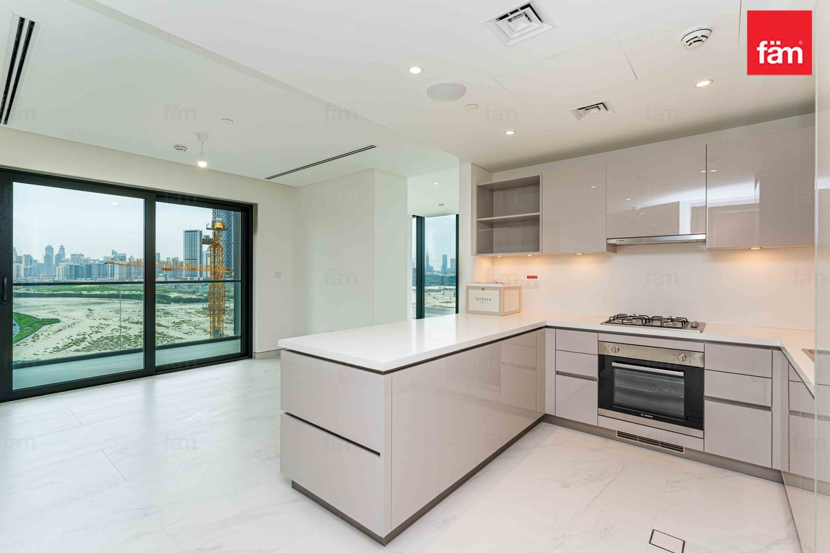3 BR PLUS MAID | BURJ KHALIFA VIEW | NEAR SCHOOLS-9