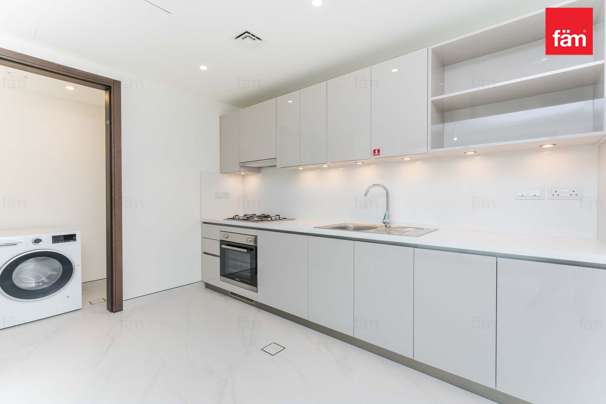 EXCLUSIVE | FULL BURJ VIEW | VERY HIGH FLOOR-9