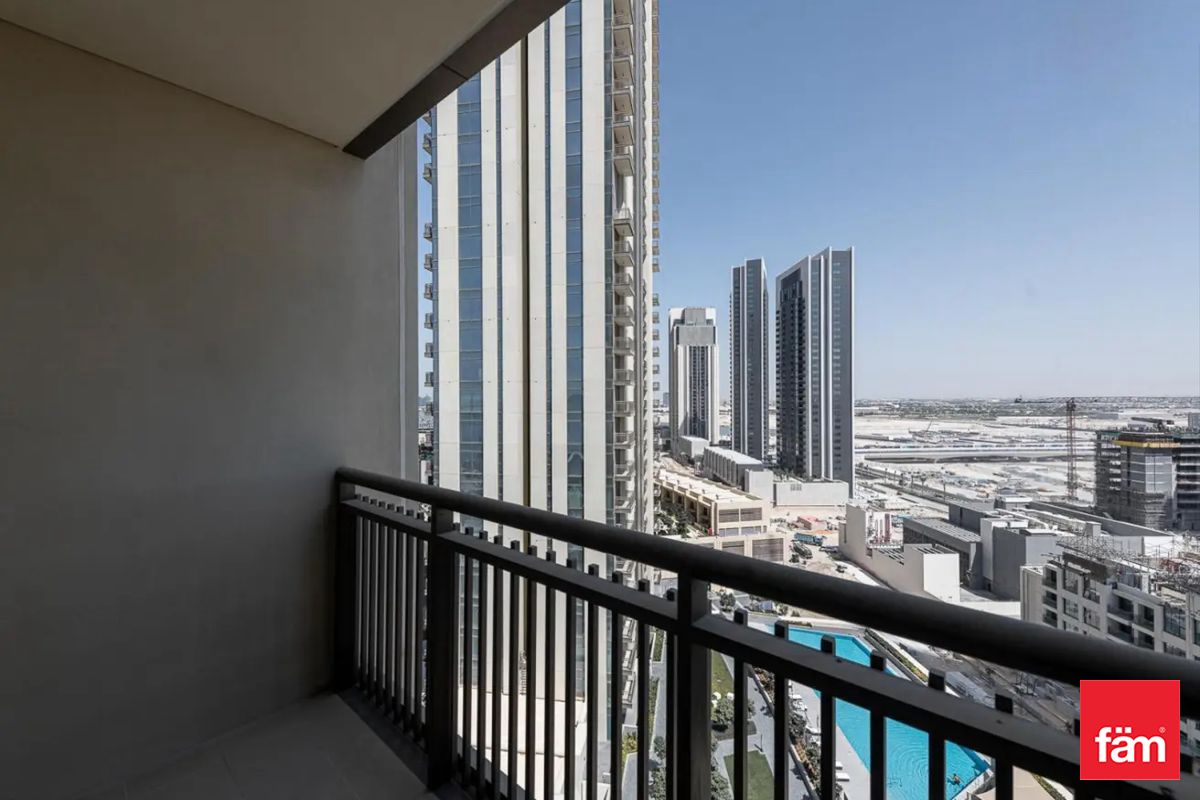 High Floor/ Canal View/ Motivated Seller-12