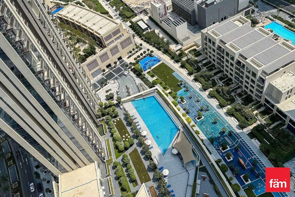 High Floor/ Canal View/ Motivated Seller-15