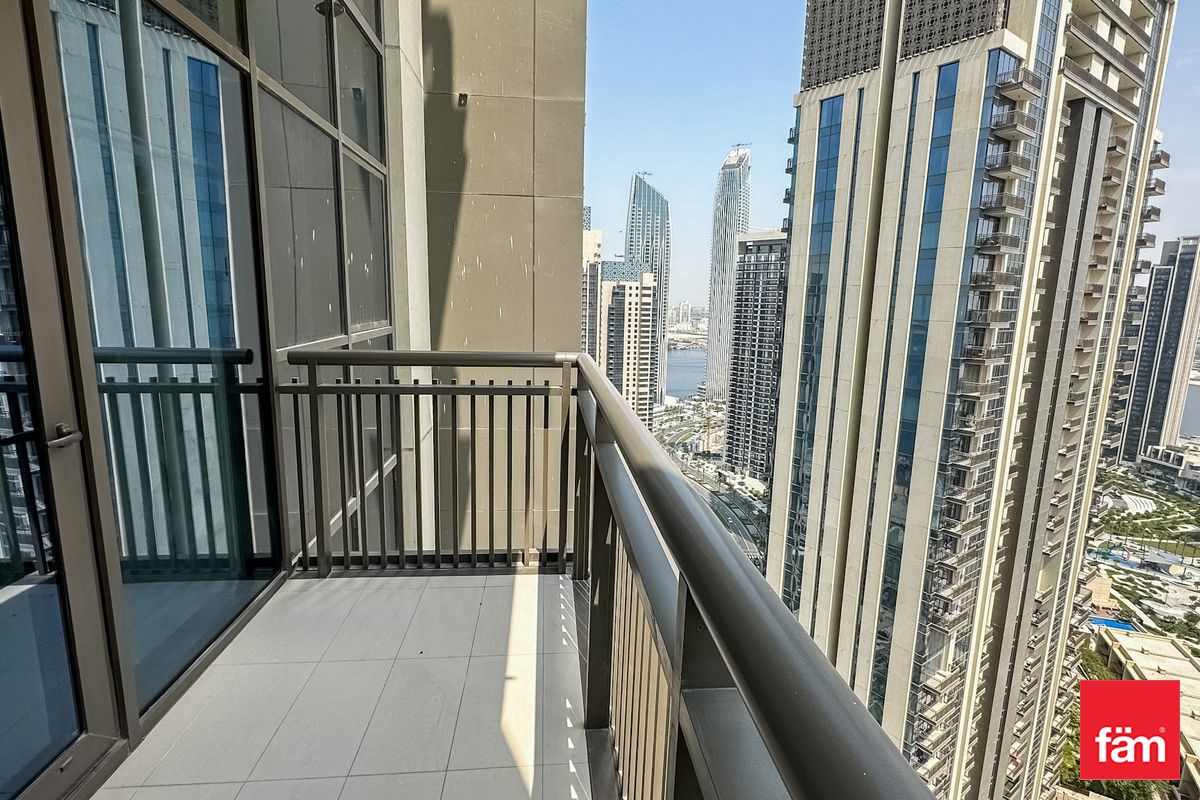 High Floor/ Canal View/ Motivated Seller-11