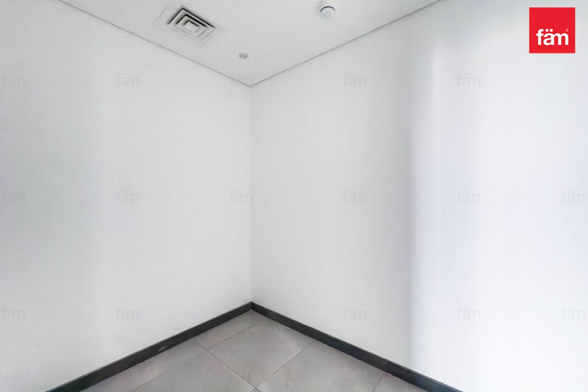 Spacious I Brand New I Unfurnished-18