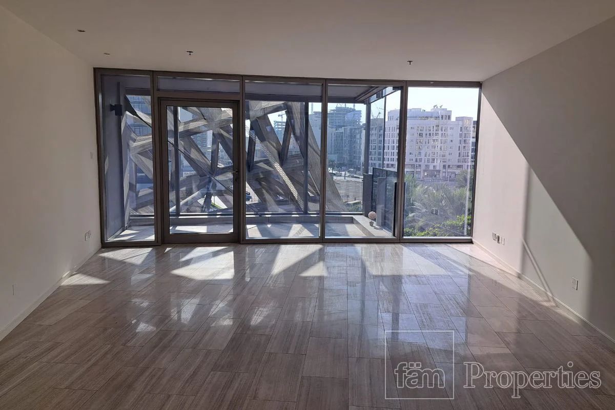 Spacious Unit| Unfurnished| Prime Location-7