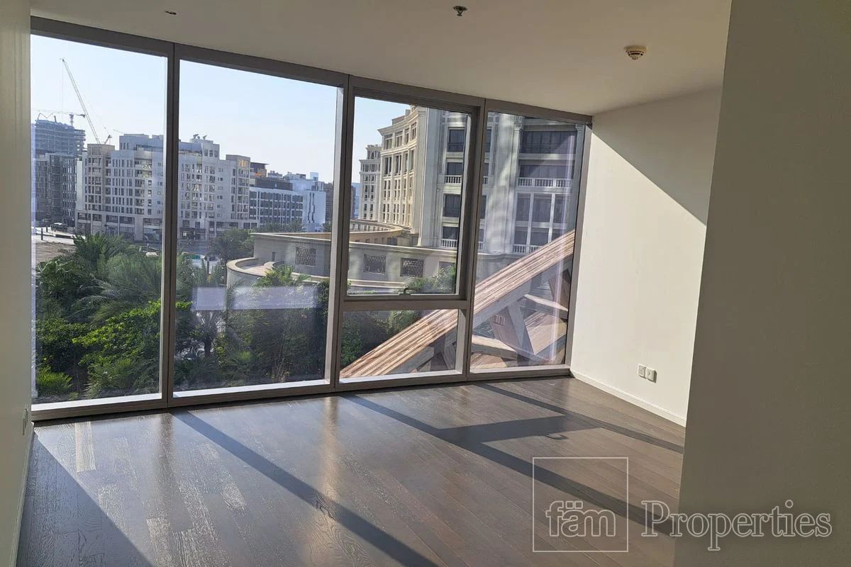Spacious Unit| Unfurnished| Prime Location-8